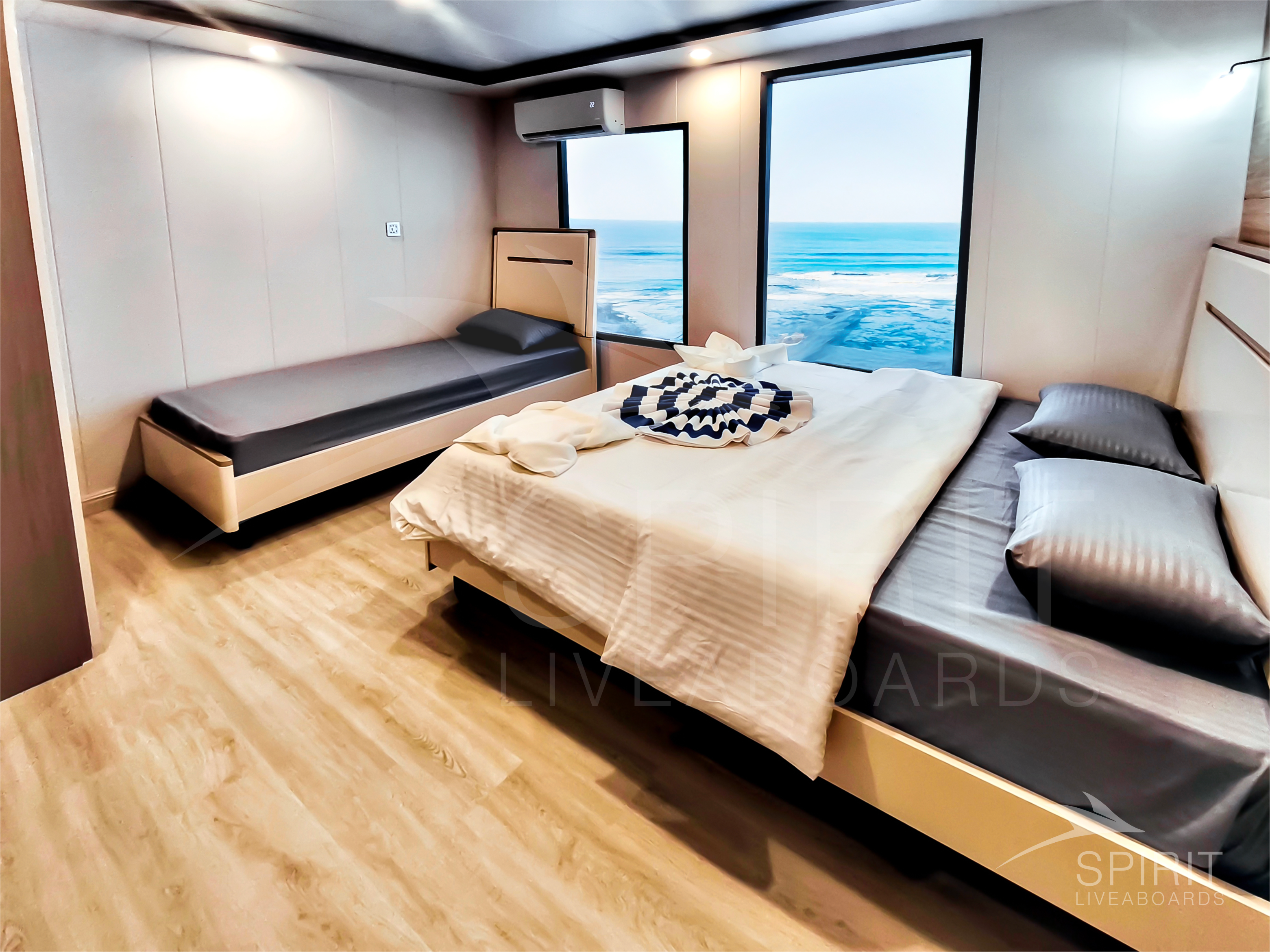 Cabin 10 & 13 Standard Upper Deck